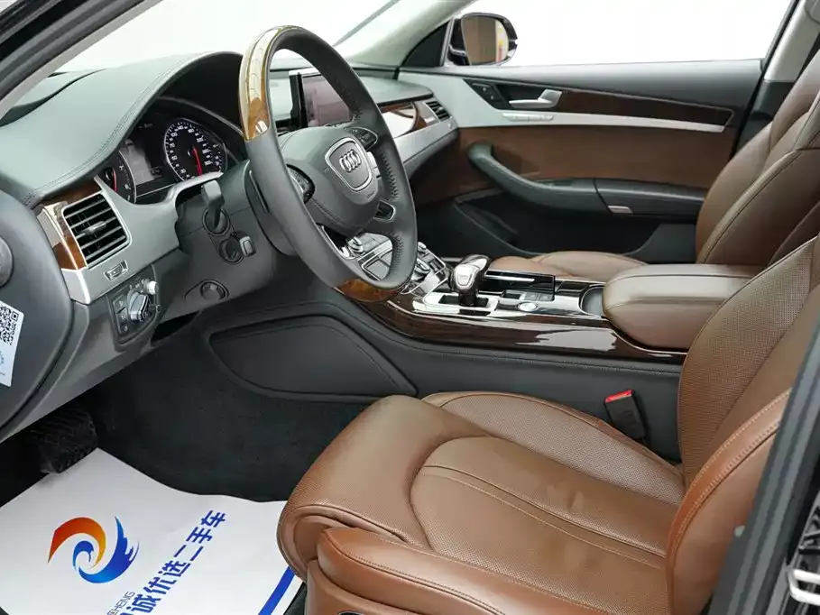 Audi A8 2017 A8L 50 TFSI quattro Premium фото 8