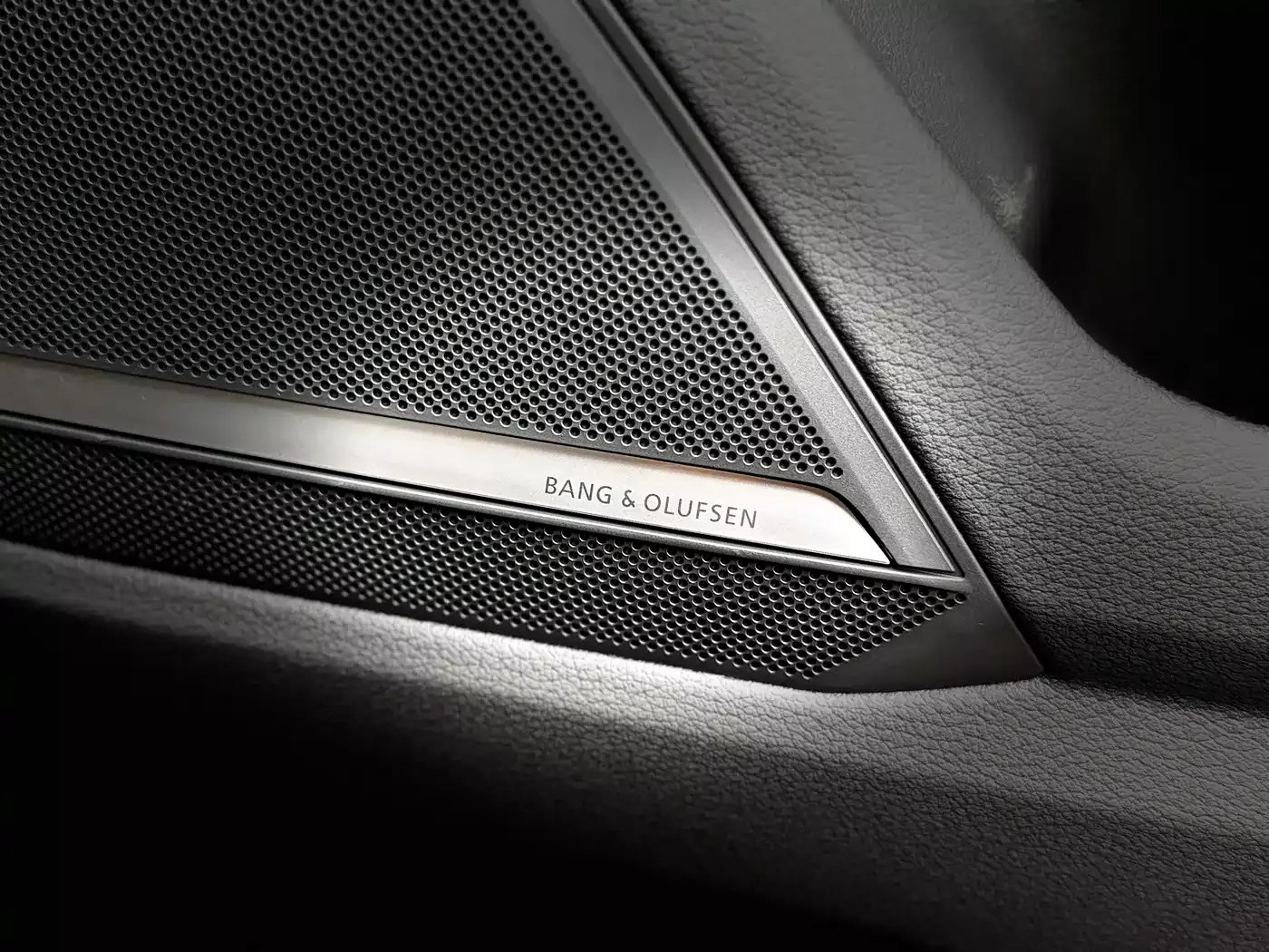 Audi A7L 2023 55 TFSI quattro S-line Black Warrior Edition фото 11