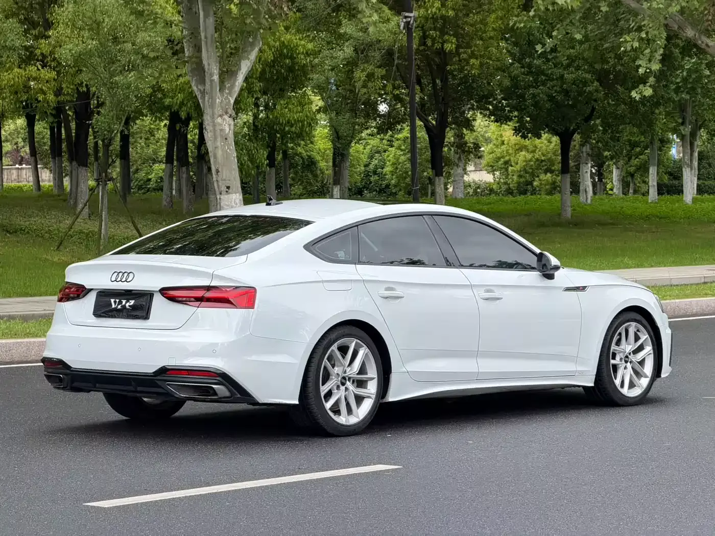 Audi A5 (Import) 2022 Sportback 40 TFSI Fashion Dynamic фото 4