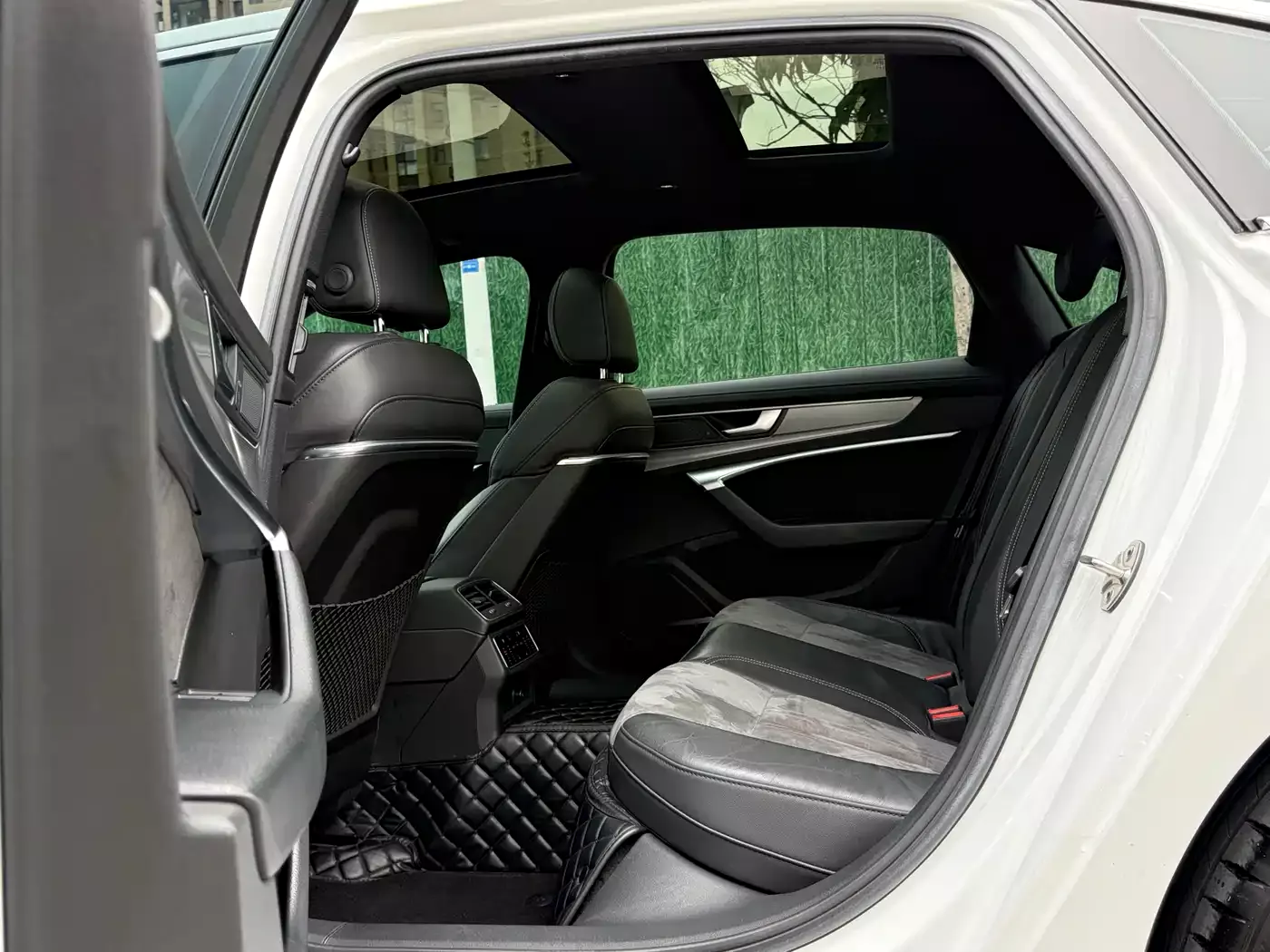 Audi A6L 2019 45 TFSI quattro Exclusive Dynamic фото 6