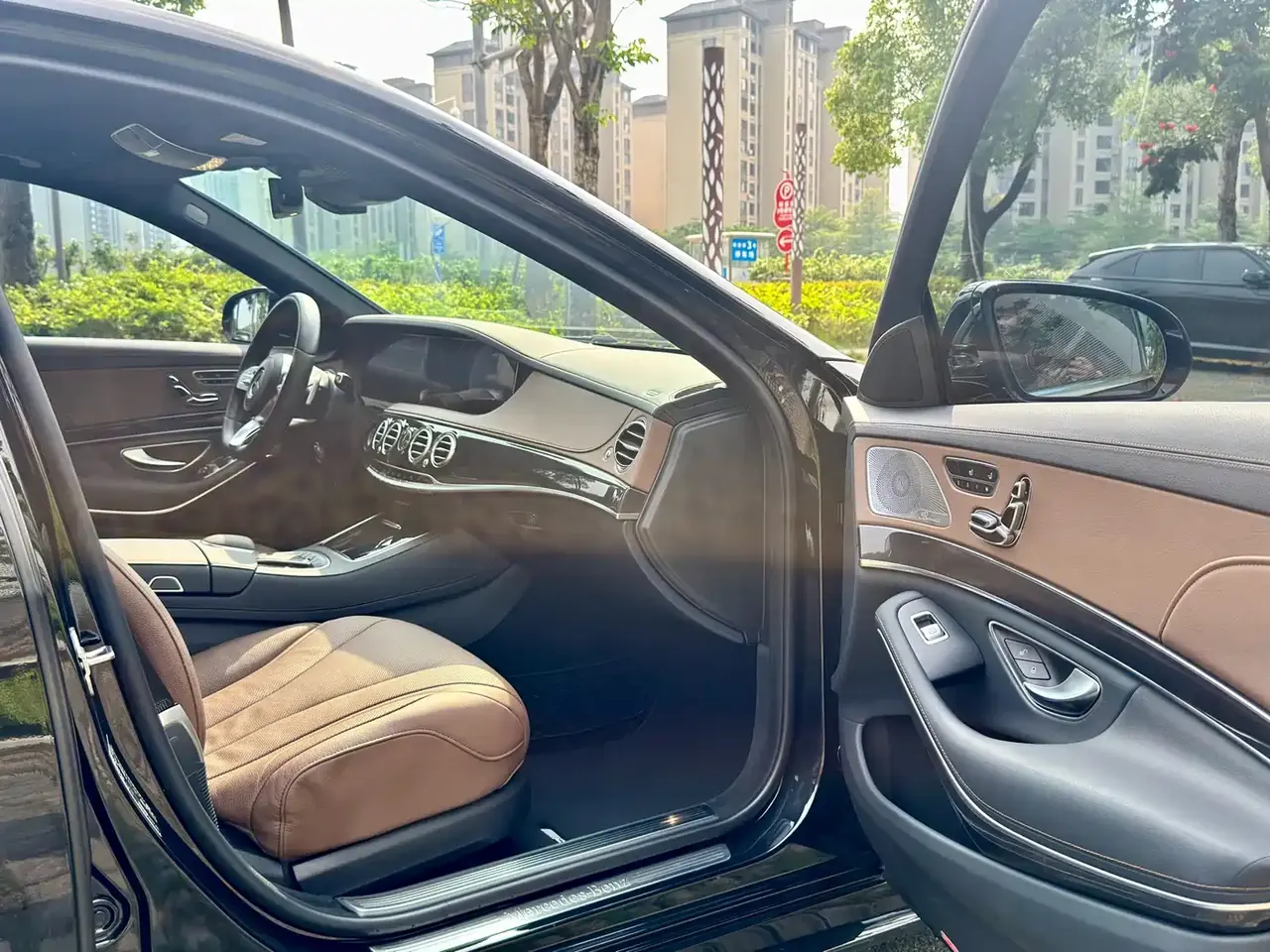 Mercedes-Benz S-Class 2020 S 450 L 4MATIC Collector's Version фото 7