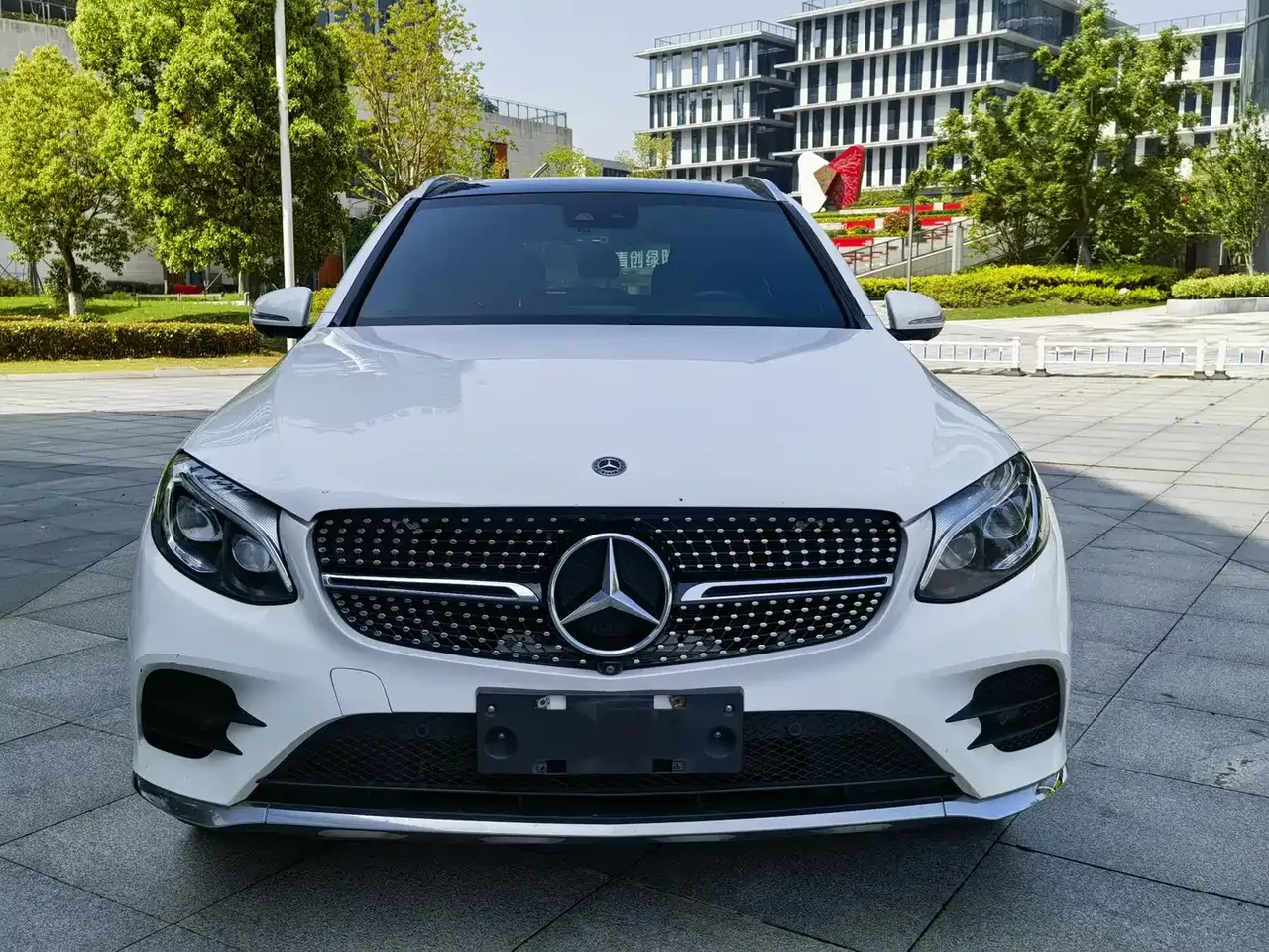 Mercedes-Benz GLC 2019 GLC 300 L 4MATIC Dynamic фото 3