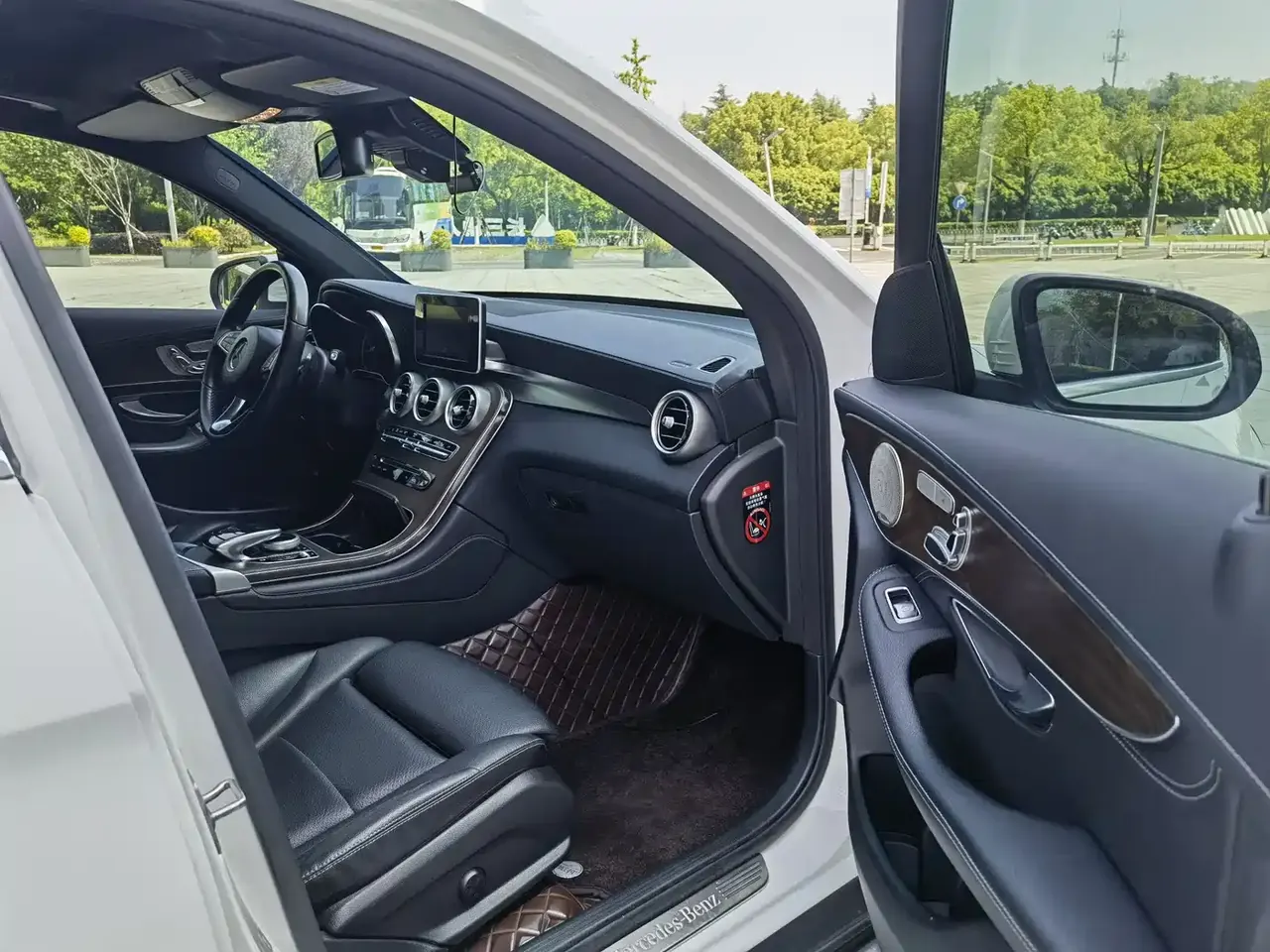Mercedes-Benz GLC 2019 GLC 300 L 4MATIC Dynamic фото 8