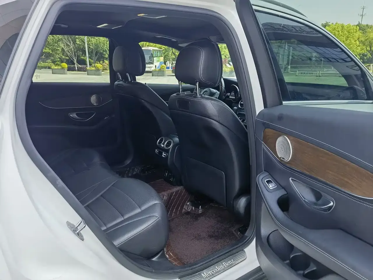 Mercedes-Benz GLC 2019 GLC 300 L 4MATIC Dynamic фото 11