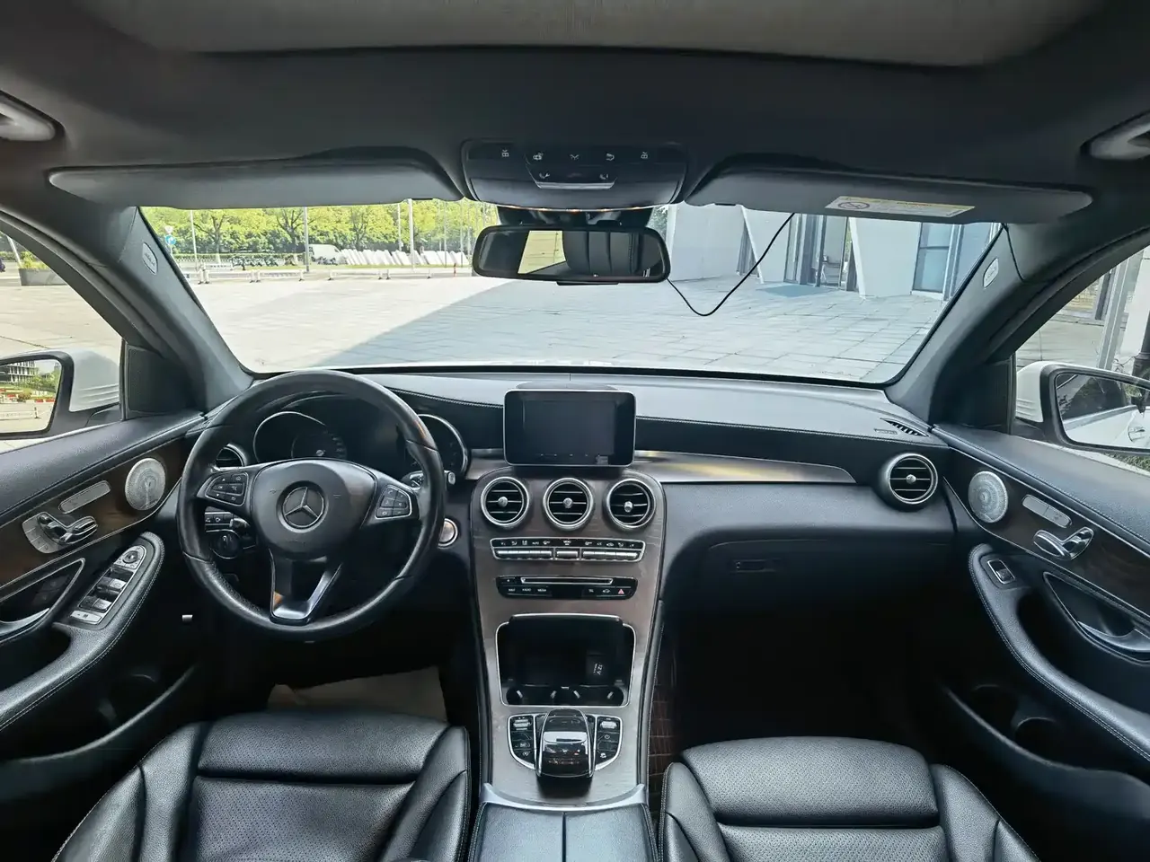 Mercedes-Benz GLC 2019 GLC 300 L 4MATIC Dynamic фото 12