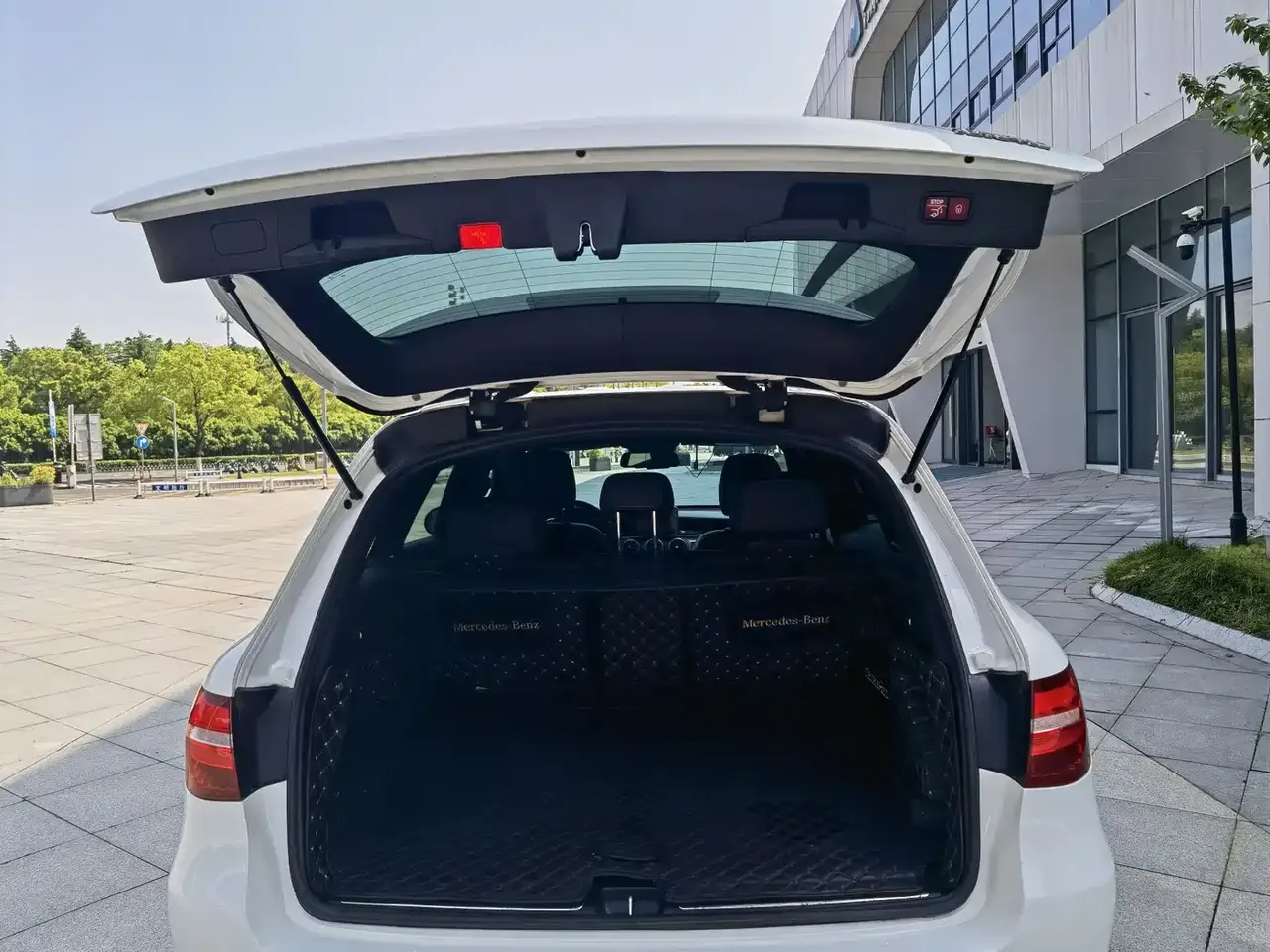 Mercedes-Benz GLC 2019 GLC 300 L 4MATIC Dynamic фото 16