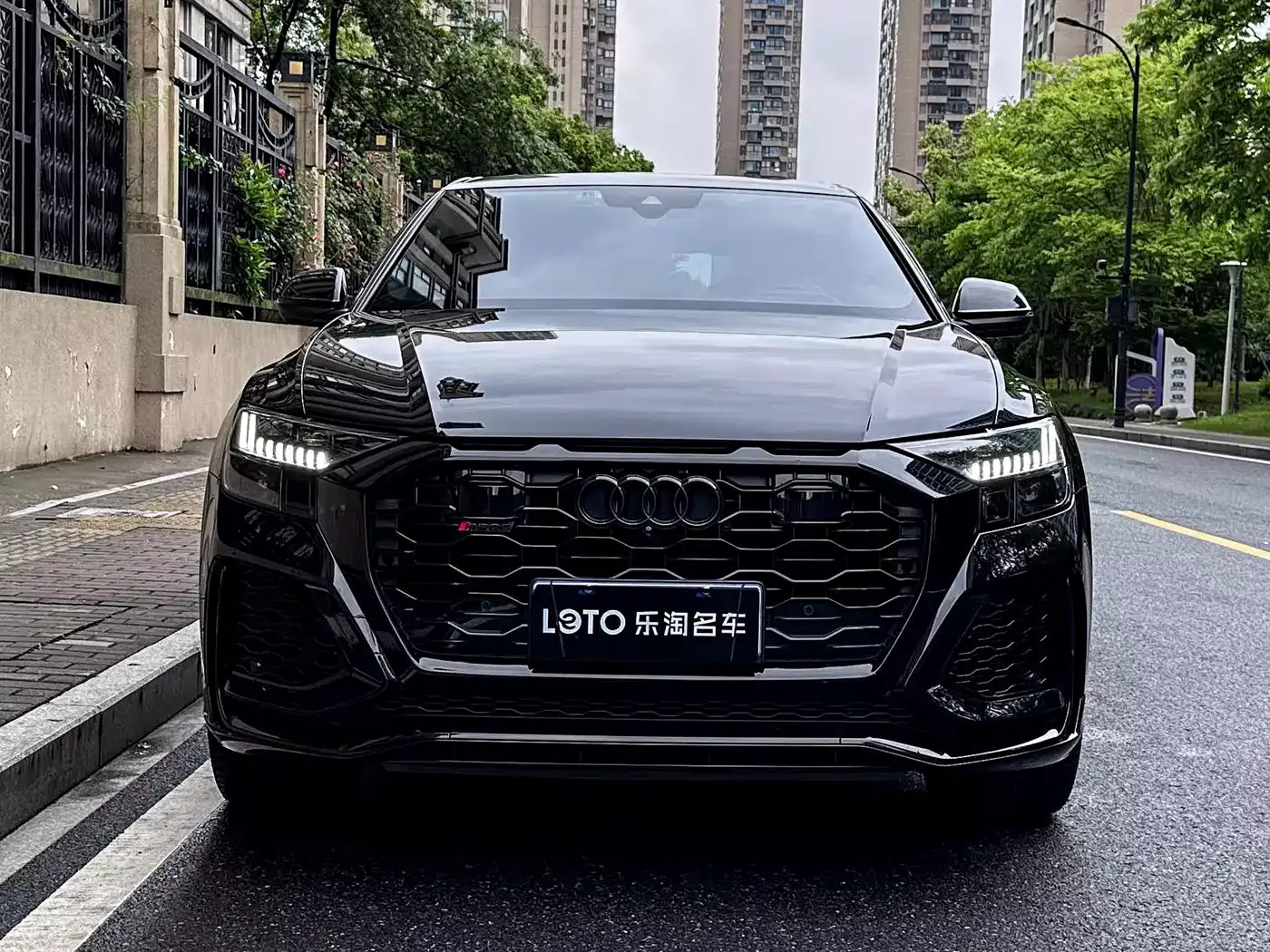 Audi RS Q8 2021 RS Q8 4.0T фото 2