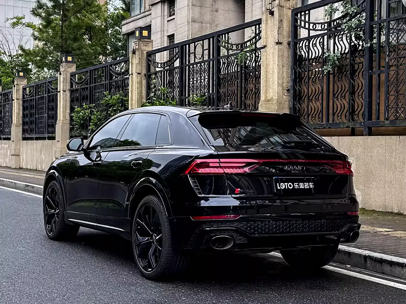 Audi RS Q8 2021 RS Q8 4.0T фото 4