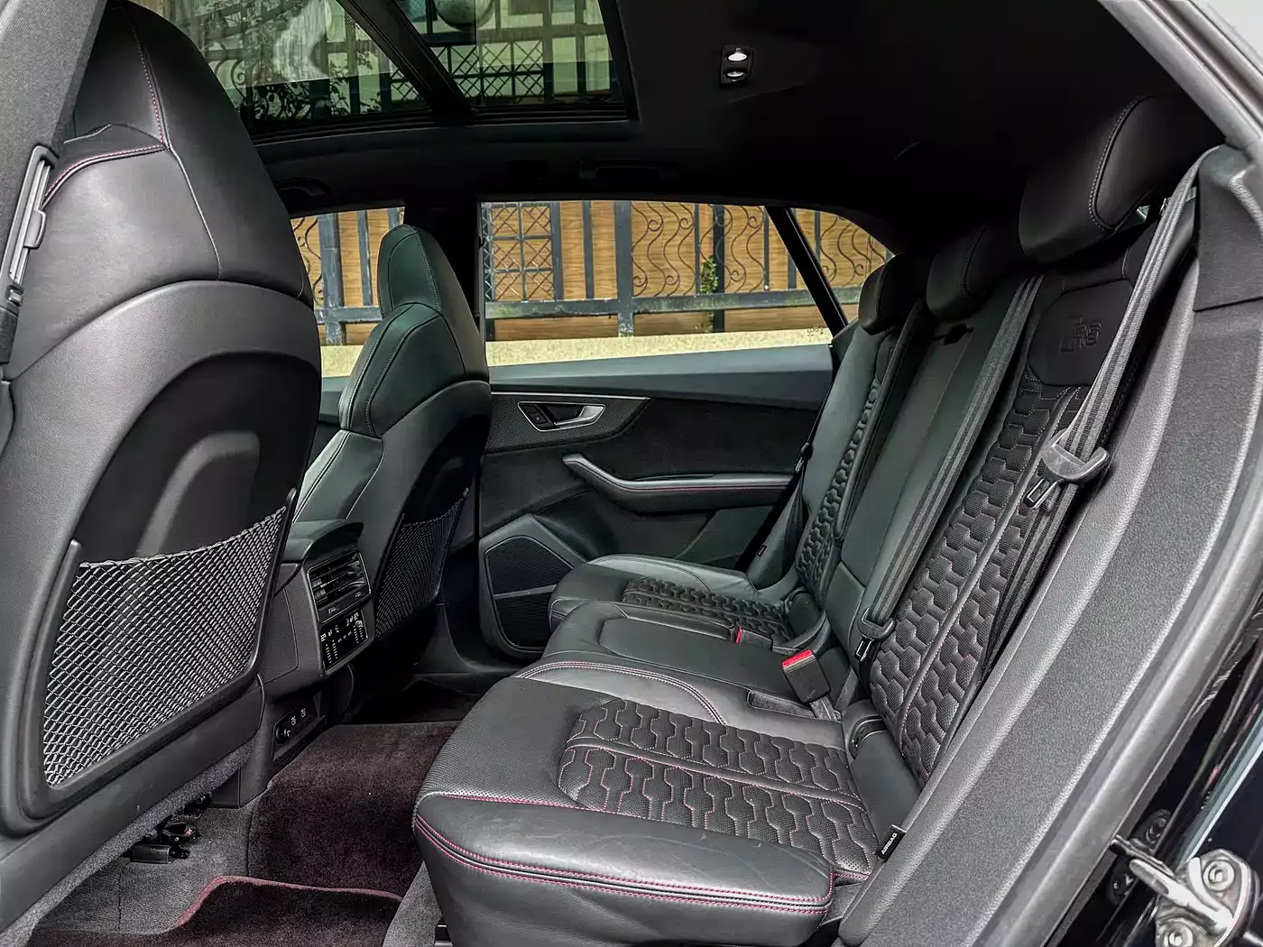 Audi RS Q8 2021 RS Q8 4.0T фото 16