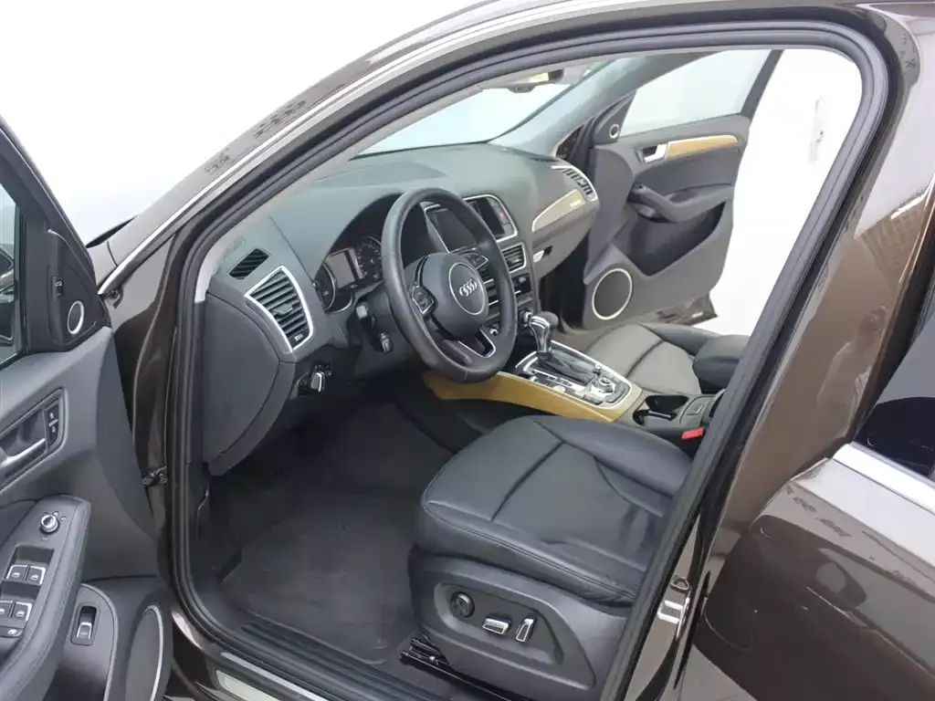 Audi Q5 (Import) 2013 45 TFSI quattro Off-road фото 6