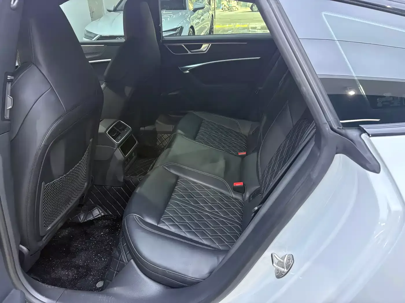 Audi A7 2023 55 TFSI quattro Premium фото 11