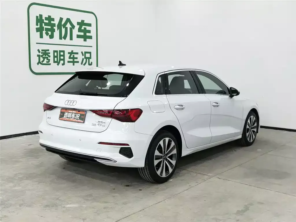 Audi A3 2022 Sportback 35 TFSI Progressive Elegance фото 2