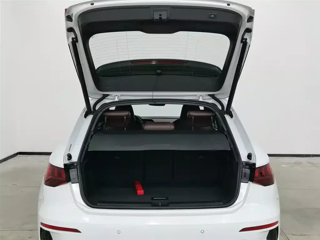 Audi A3 2022 Sportback 35 TFSI Progressive Elegance фото 16