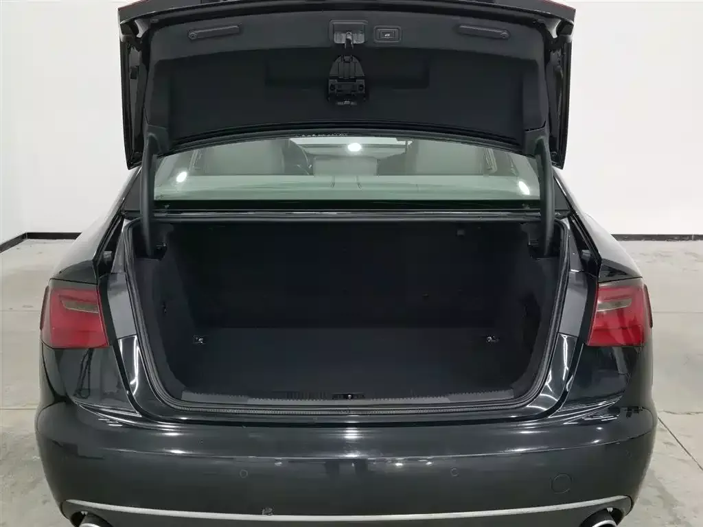 Audi A6L 2012 35 FSI quattro Luxury фото 16