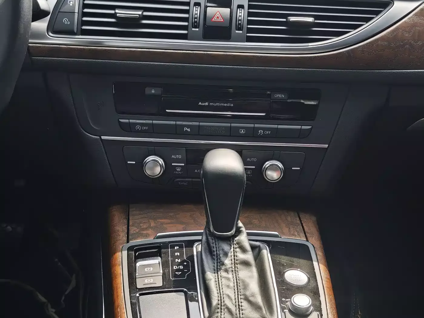 Audi A6L 2016 45 TFSI quattro Sport фото 9