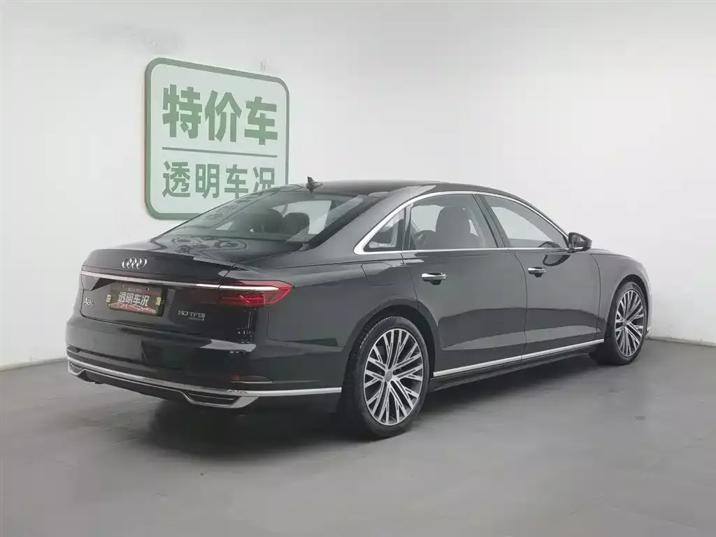 Audi A8 2021 A8L 50 TFSI quattro Comfort фото 2