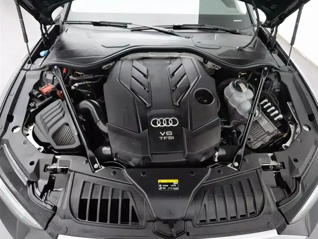 Audi A8 2021 A8L 50 TFSI quattro Comfort фото 6