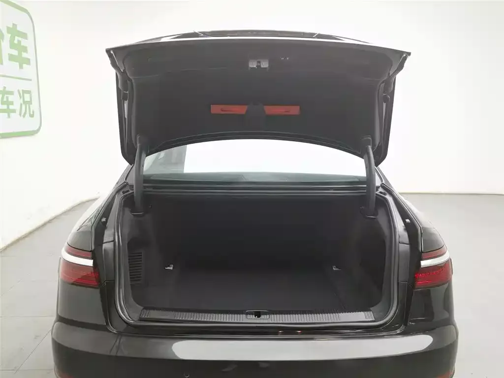 Audi A8 2021 A8L 50 TFSI quattro Comfort фото 16