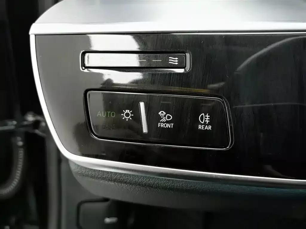 Audi A8 2021 A8L 50 TFSI quattro Comfort фото 21