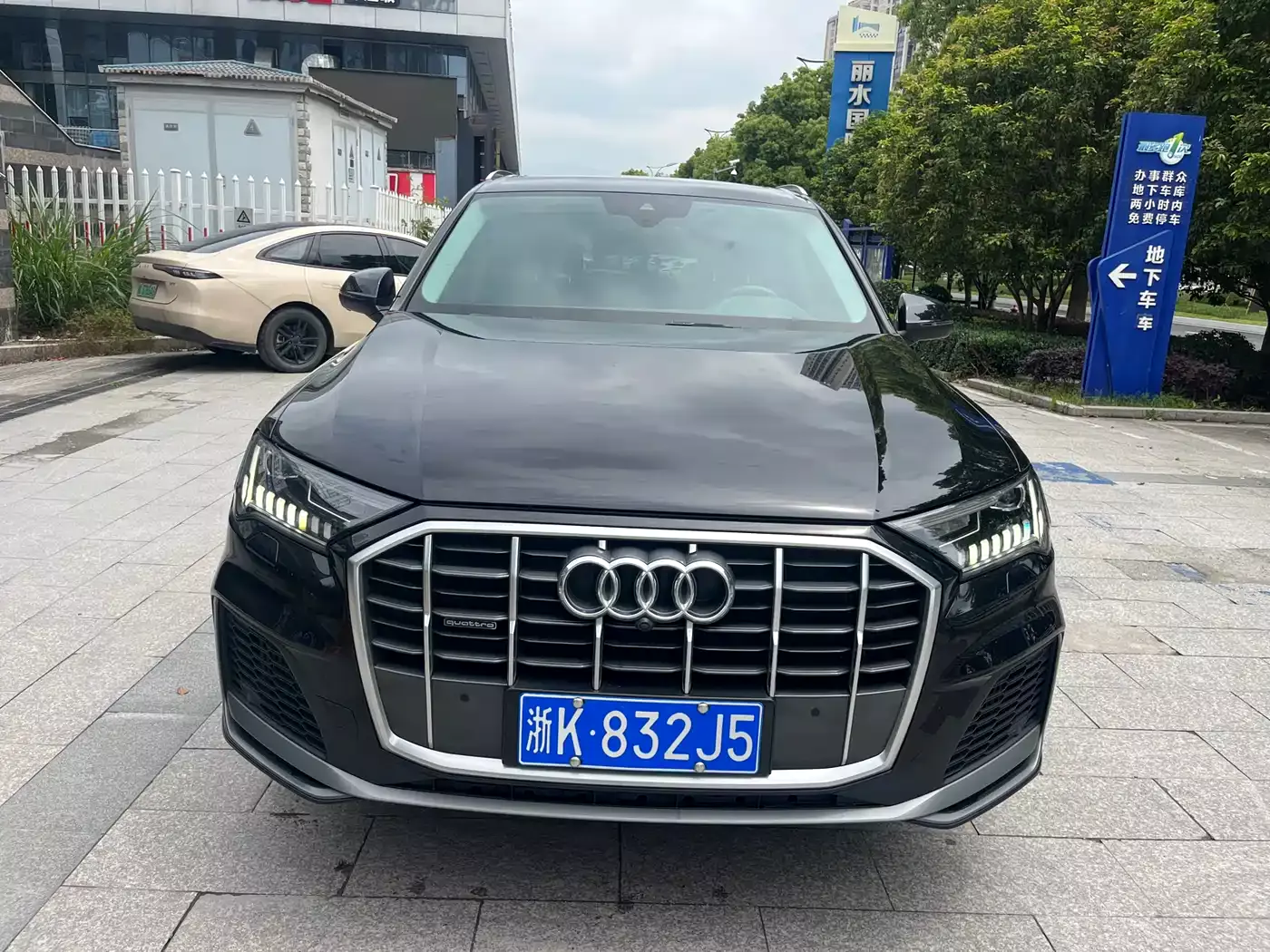 Audi Q7 2020 55 TFSI quattro S line Sport фото 2