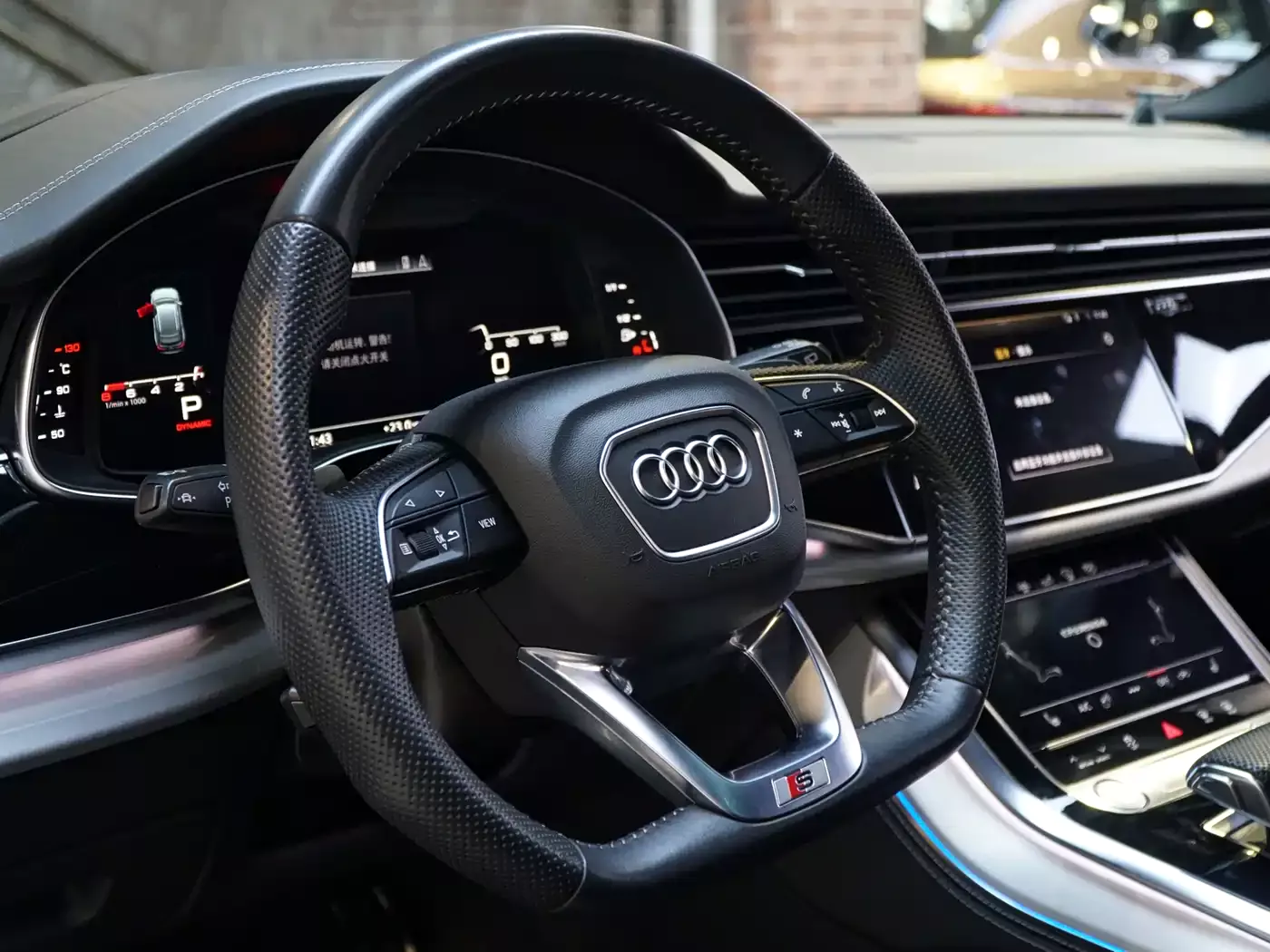 Audi Q8 2019 55 TFSI Supreme Limited Edition фото 19