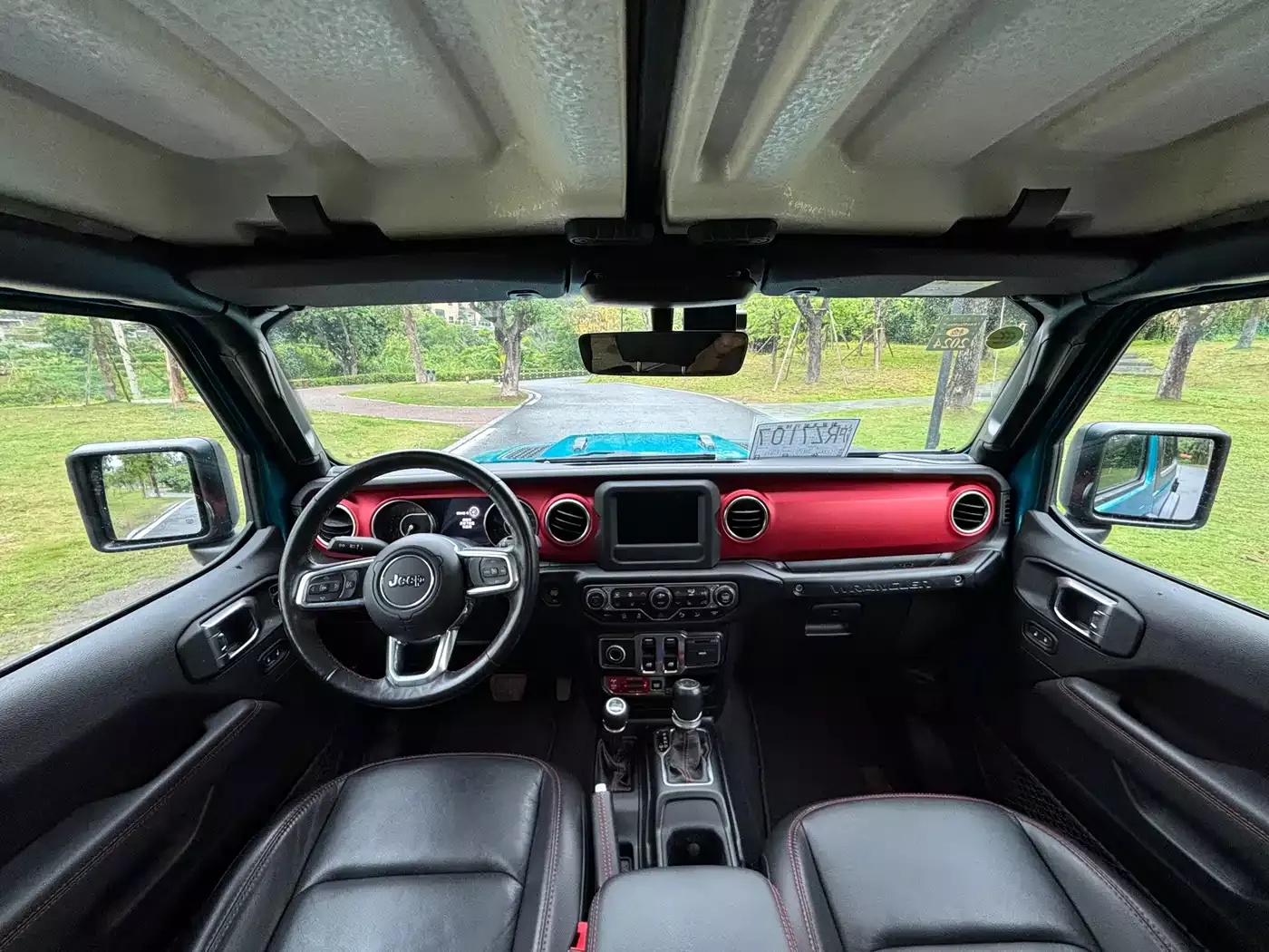 Jeep Wrangler 2019 2.0T Rubicon 2-Door China VI фото 5