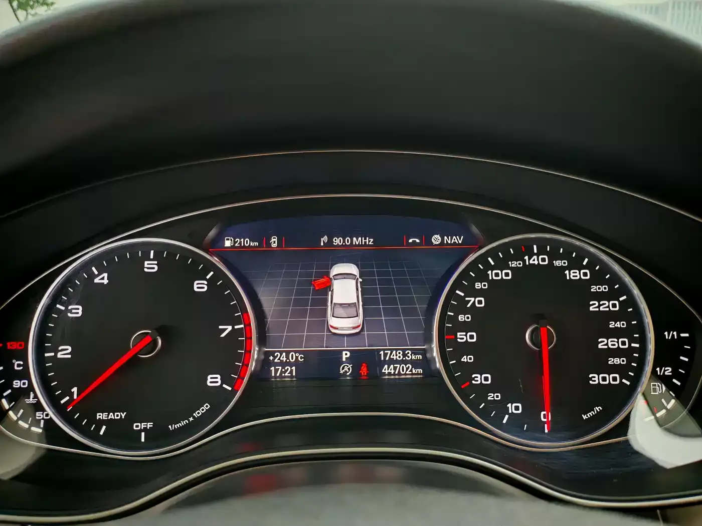 Audi A6L 2018 Model 35 TFSI Collector's Edition фото 19