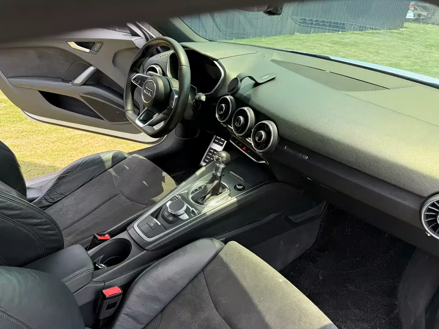 Audi TT 2017 TT Coupe 40 TFSI фото 13