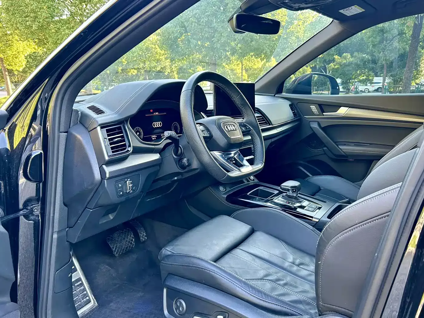Audi Q5L 2024 Model 45 TFSI Luxury Dynamic фото 10