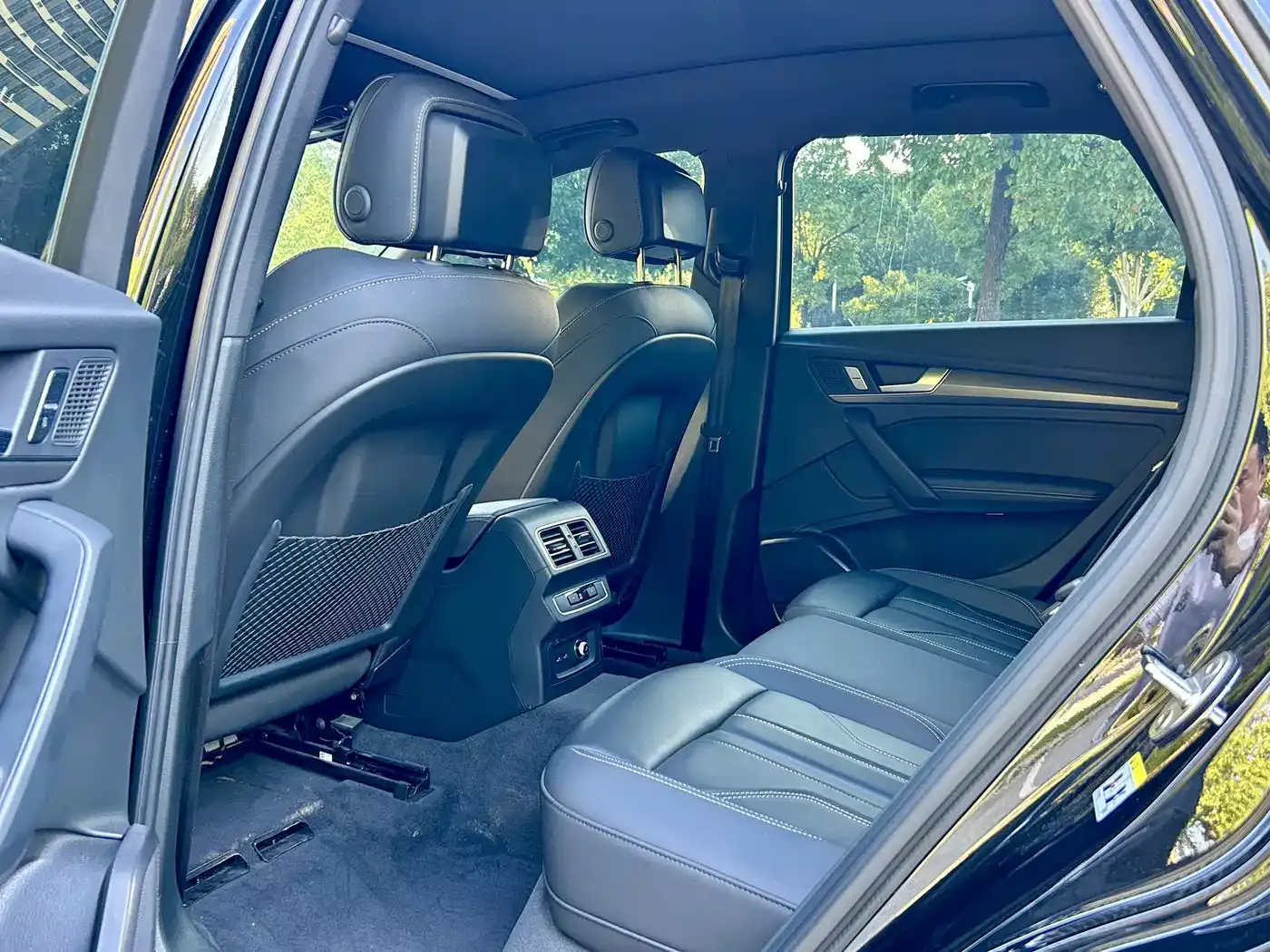 Audi Q5L 2024 Model 45 TFSI Luxury Dynamic фото 12