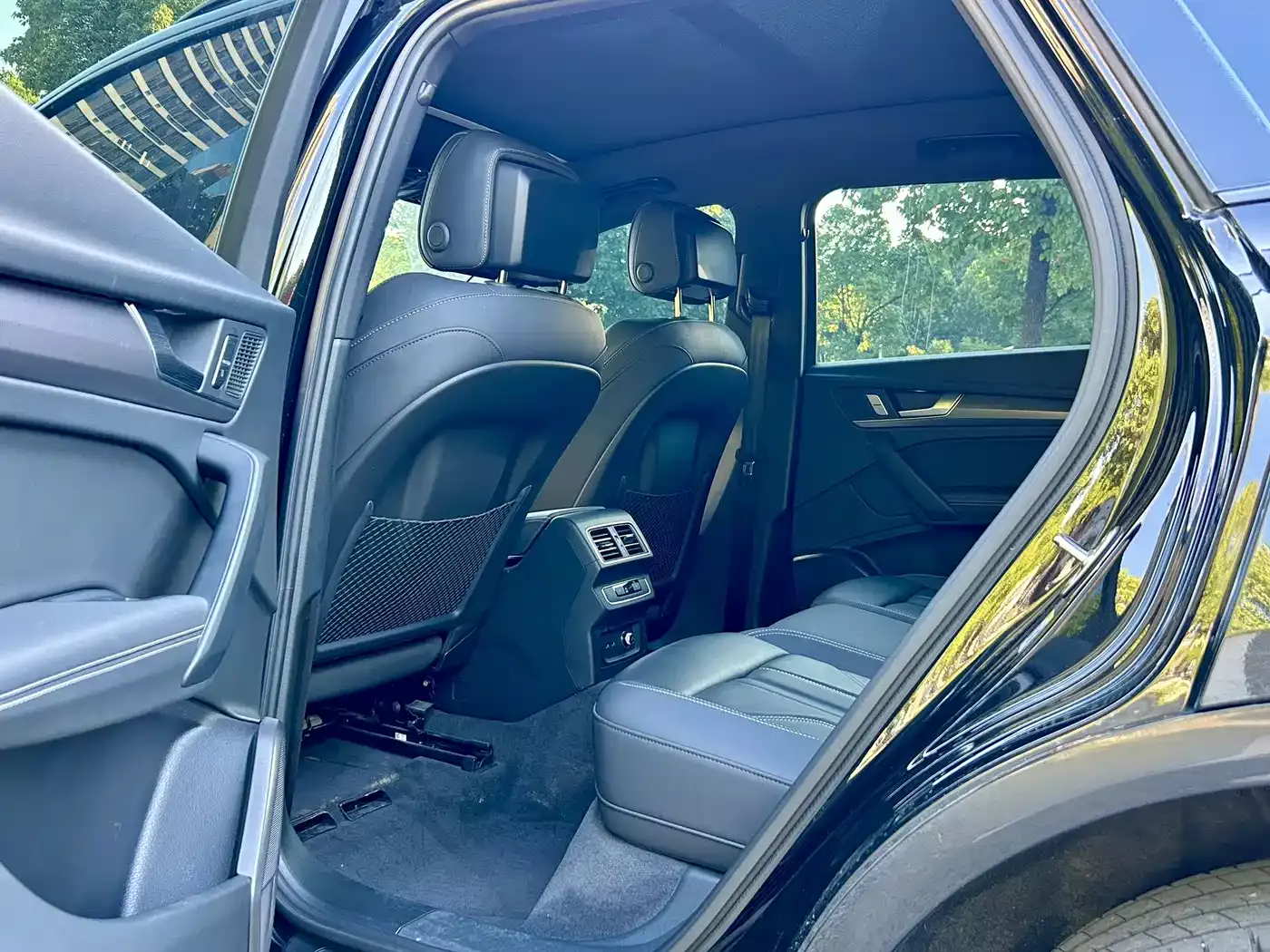 Audi Q5L 2024 Model 45 TFSI Luxury Dynamic фото 13