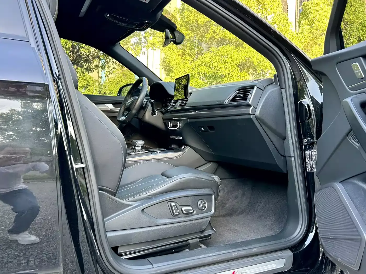 Audi Q5L 2024 Model 45 TFSI Luxury Dynamic фото 15