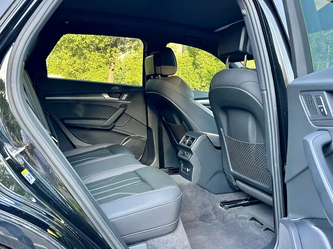 Audi Q5L 2024 Model 45 TFSI Luxury Dynamic фото 16