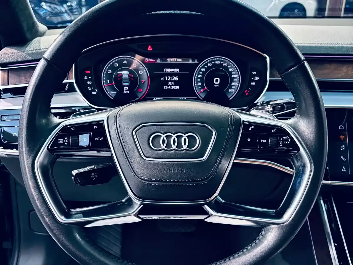 Audi A8 2018 A8L 55 TFSI quattro Luxury фото 5