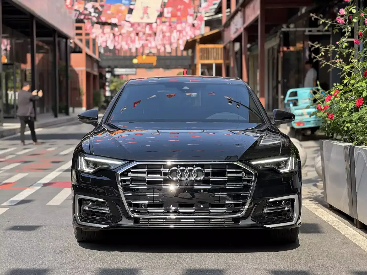 Audi A6L 2024 55 TFSI quattro Exclusive Dynamic фото 3
