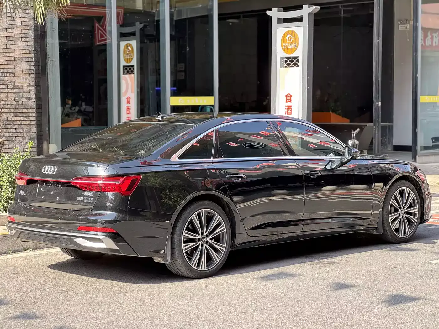 Audi A6L 2024 55 TFSI quattro Exclusive Dynamic фото 5