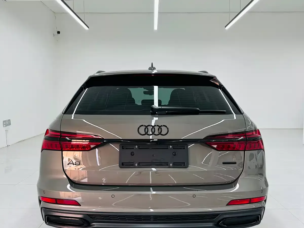 Audi A6 (Import) 2022 Avant Pioneer 40 TFSI Luxury Dynamic фото 5