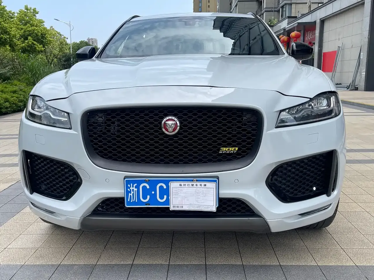 Jaguar F-PACE 2020 300-Sport фото 2