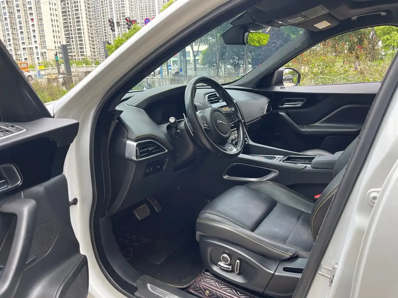 Jaguar F-PACE 2020 300-Sport фото 6