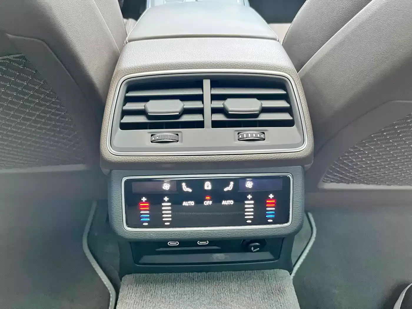 Audi A7L 2022 45 TFSI S-line Youth Dream Edition фото 10