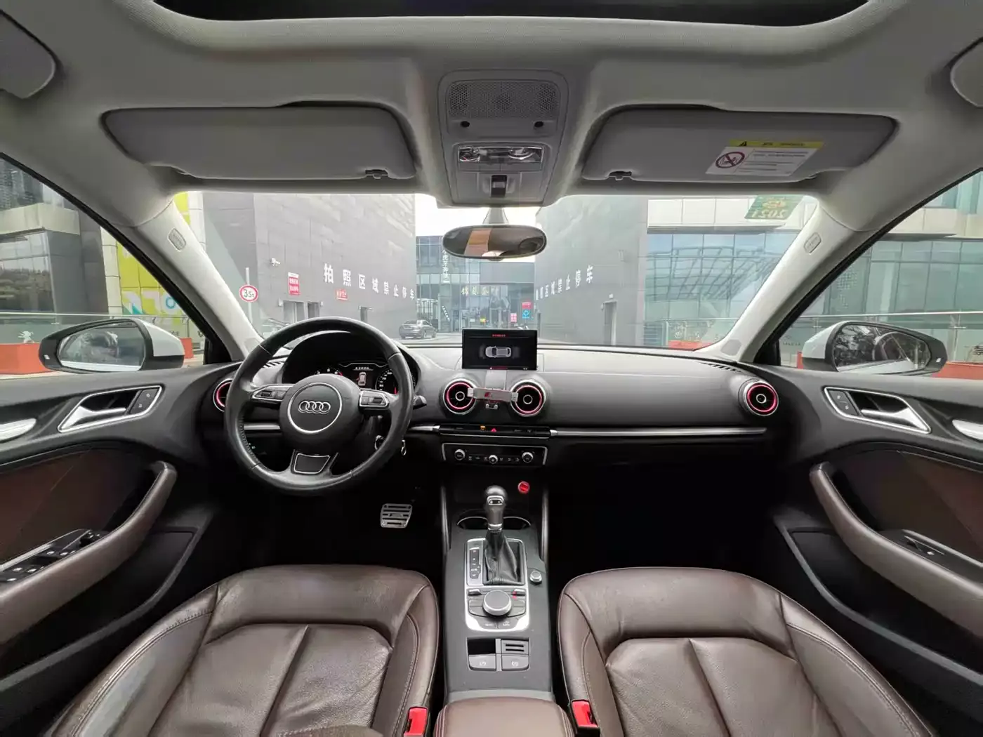 Audi A3 2015 Sportback 40 TFSI Automatic Comfort фото 7
