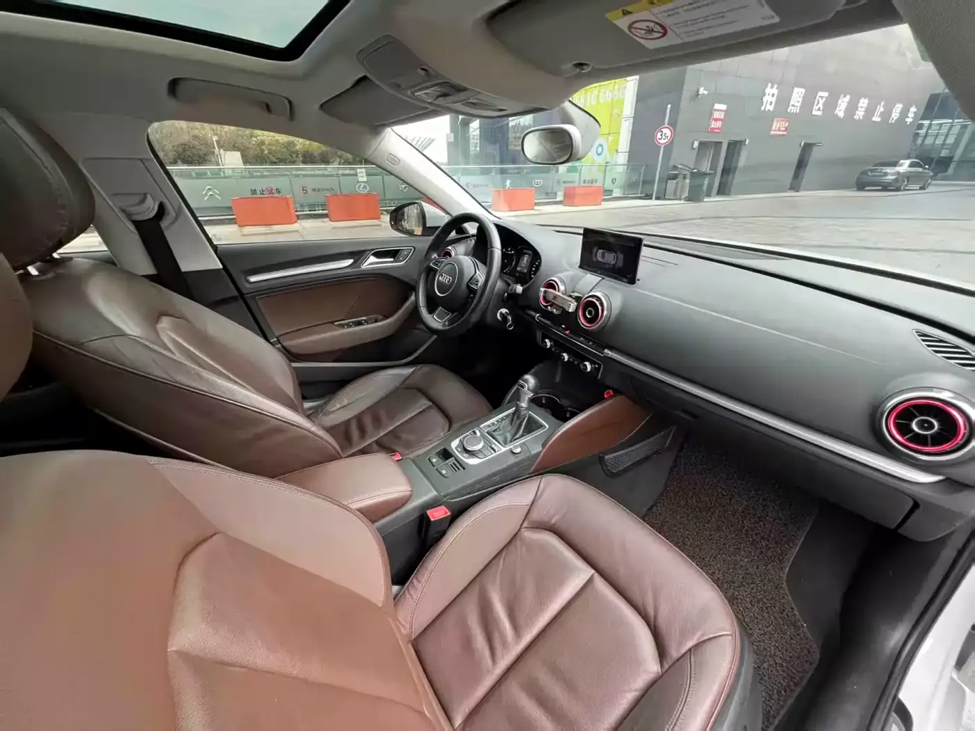 Audi A3 2015 Sportback 40 TFSI Automatic Comfort фото 13