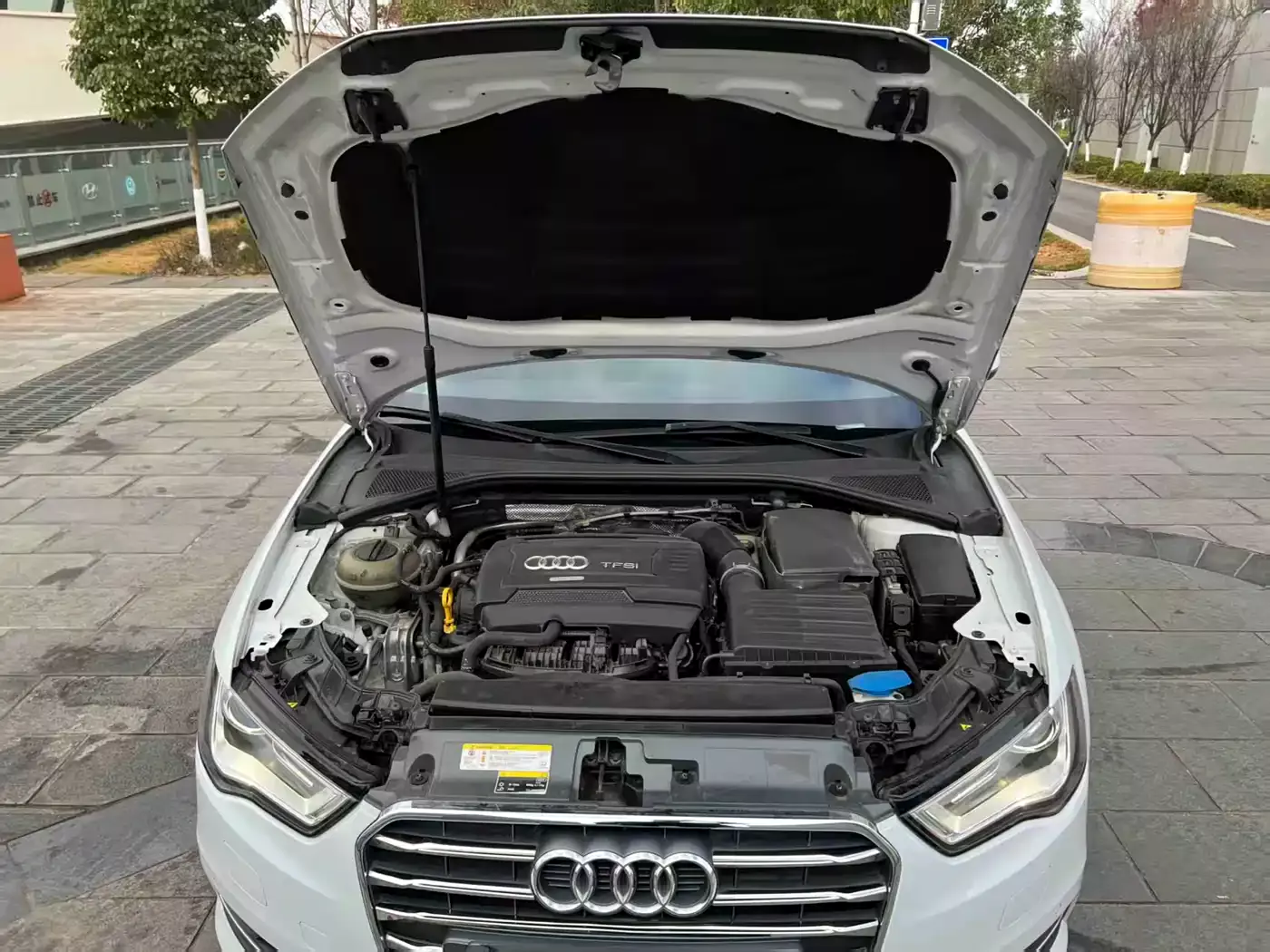 Audi A3 2015 Sportback 40 TFSI Automatic Comfort фото 15