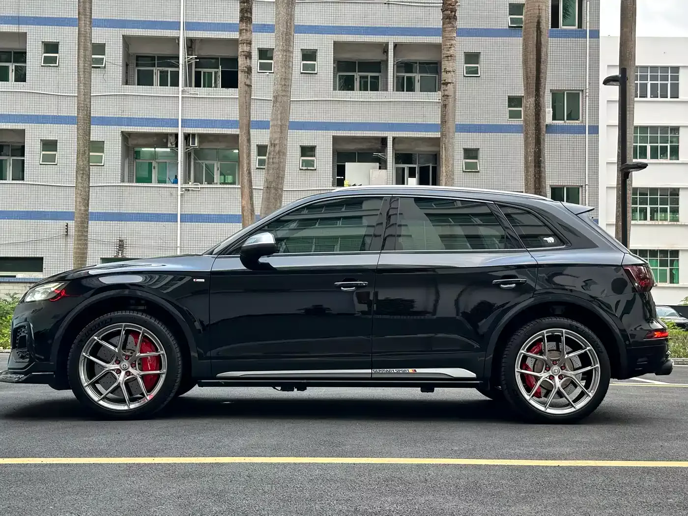 Audi Q5L 2022 40T Luxury Elegance фото 4
