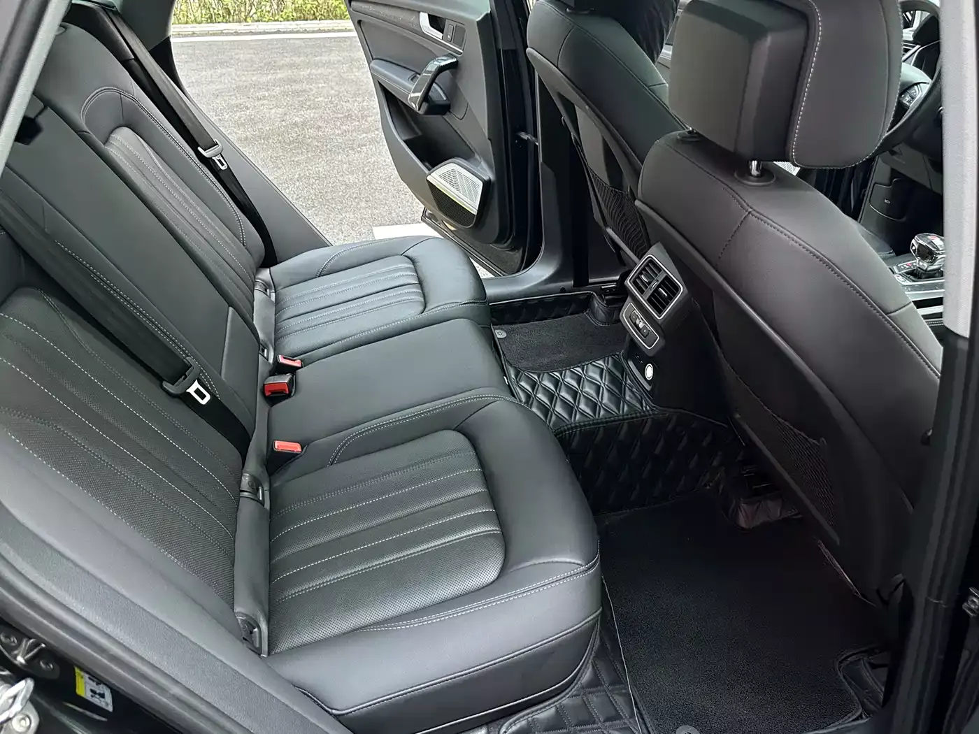 Audi Q5L 2022 40T Luxury Elegance фото 19