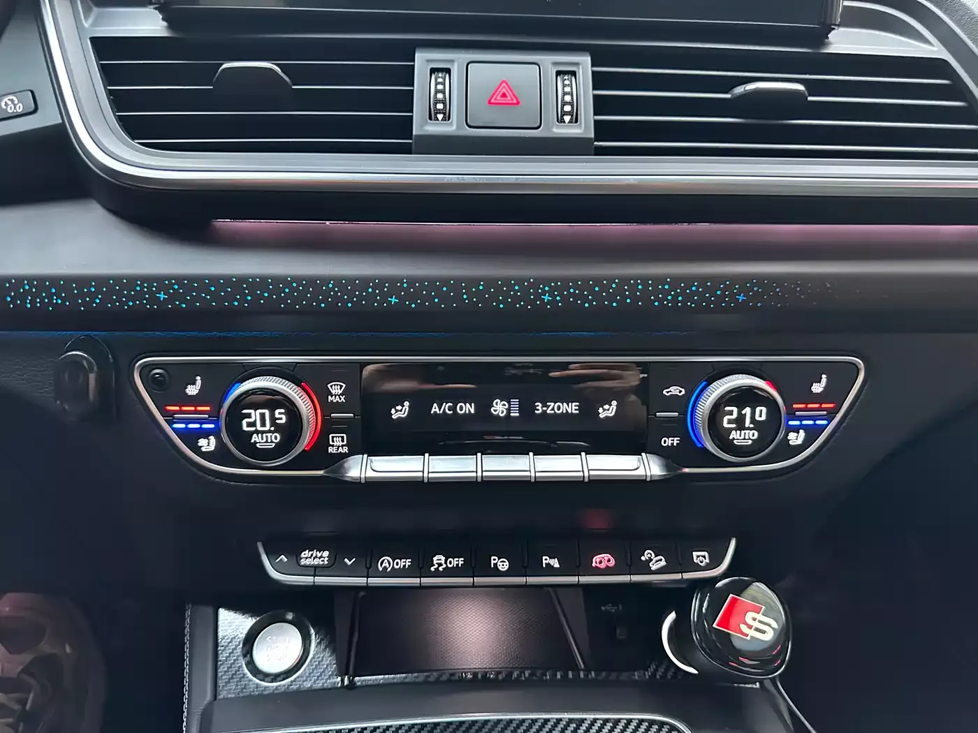 Audi Q5L 2022 40T Luxury Elegance фото 34