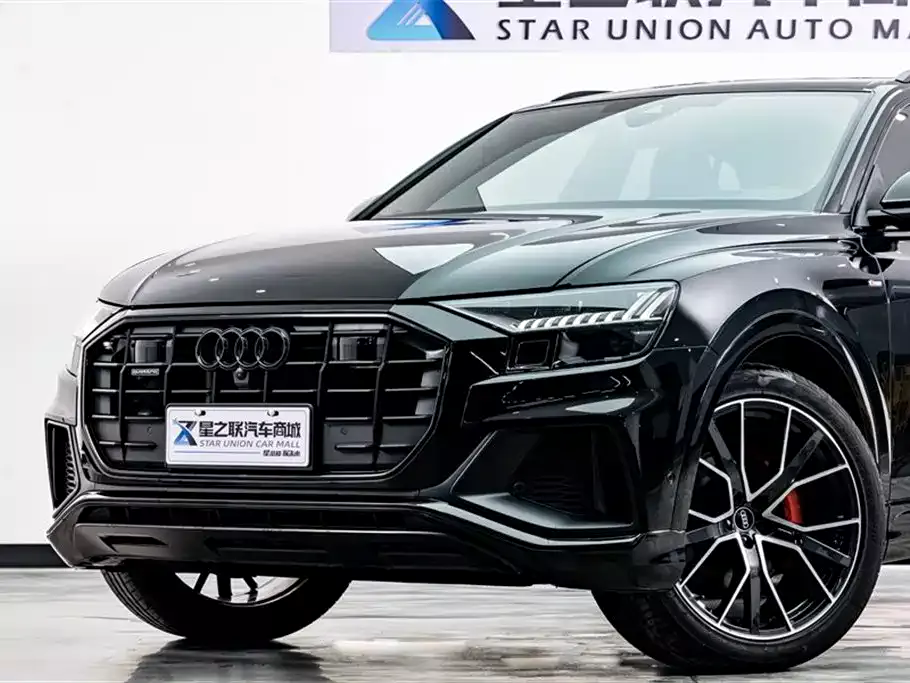 Audi Q8 2022 55 TFSI Exclusive Dynamic фото 2
