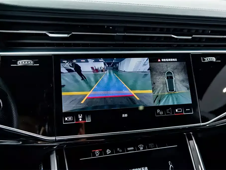 Audi Q8 2022 55 TFSI Exclusive Dynamic фото 9