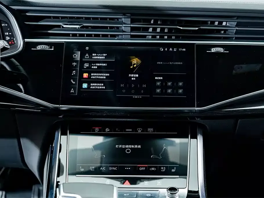Audi Q8 2022 55 TFSI Exclusive Dynamic фото 15