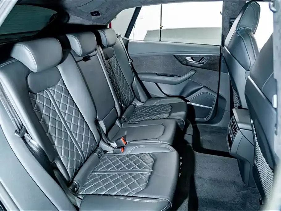Audi Q8 2022 55 TFSI Exclusive Dynamic фото 24